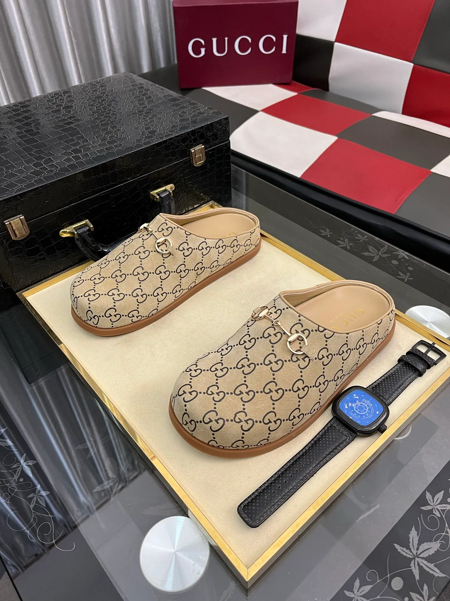 Ex-factory price: 438⌚️⌚️[Gucci] 2025 new season half-slip men's shoes, made of Italian imported first-layer frosted cowhide➕sheepskin lining, original hardware buckle, original combination wear-resistant outsole, real shot 🎬 Very comfortable on the feet, size 38-44
